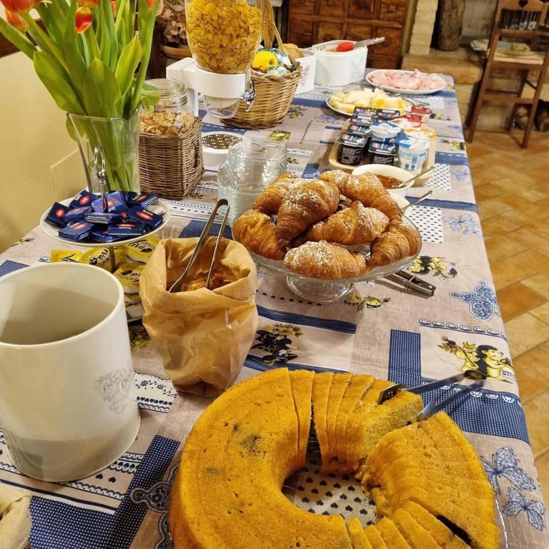 Agriturismo S. Eurosia Montalcino Esterno foto